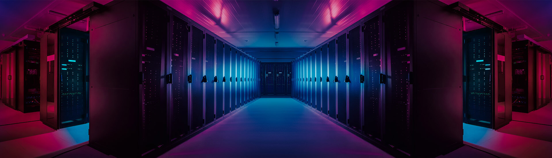 showcase-slide-server-room